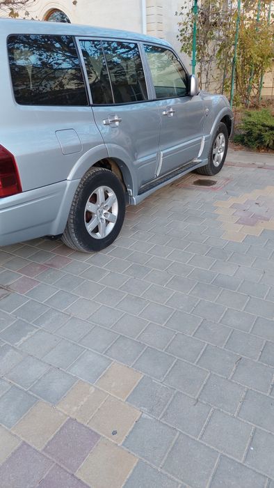 Продам митсубиши паджеро 2006г.в. дизель 3,2л.