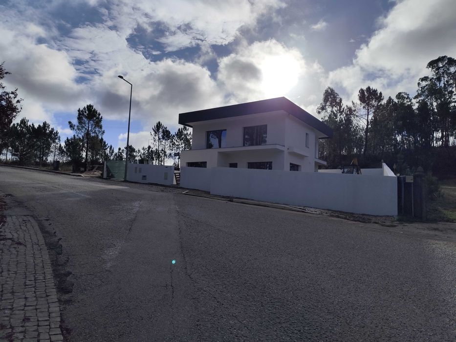 Moradia Nova em Ansião a 500m pingo doce