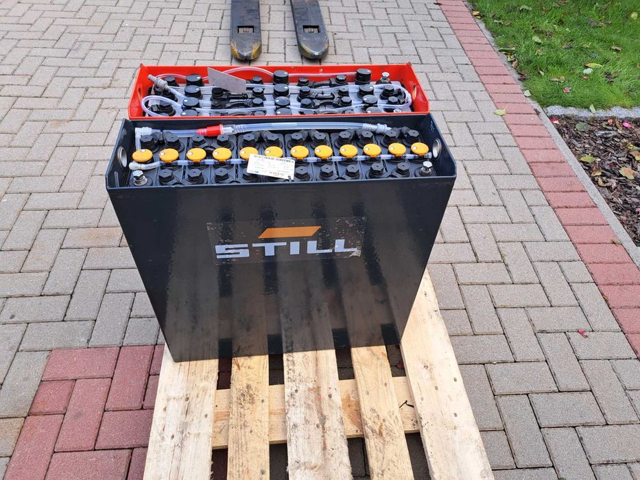 Akumulator, bateria trakcyjna 24V - bank energii, fotowoltajkna