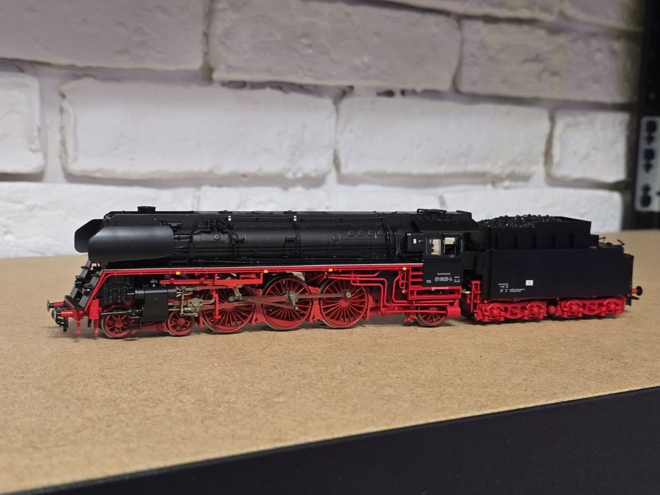 Parowóz BR01 H0 ROCO