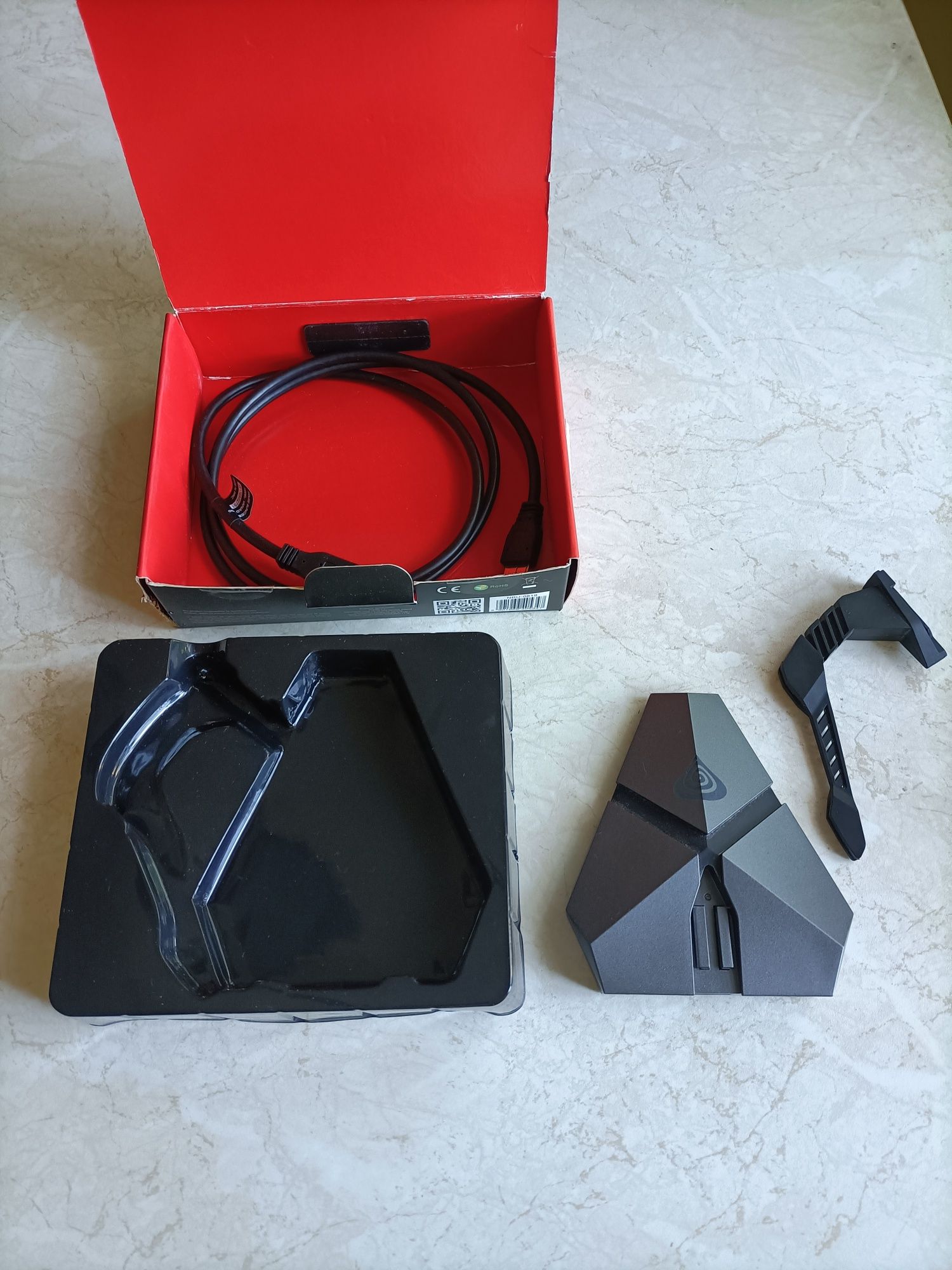 Genesis Vanad 750 bungee do myszki, hub usb, czytnik kart sd karton