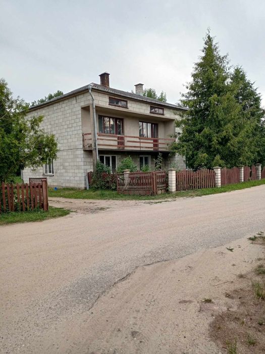 Sprzedam dom z siedliskiem