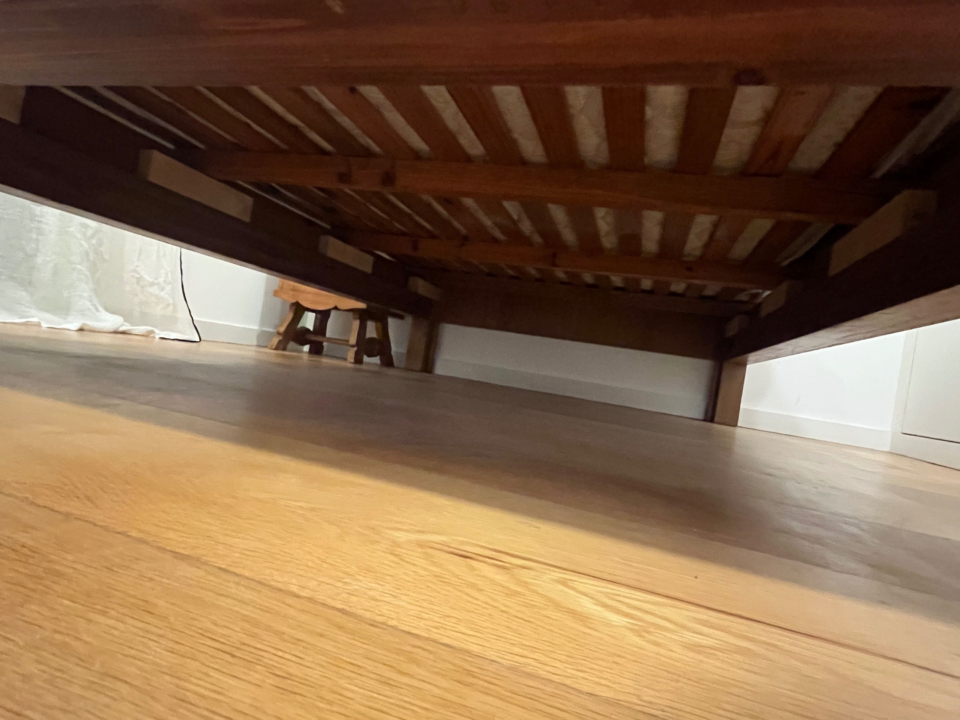 Conjunto Quarto Casal | Cama + Colchão + Cómoda + Mesa de Cabeceira