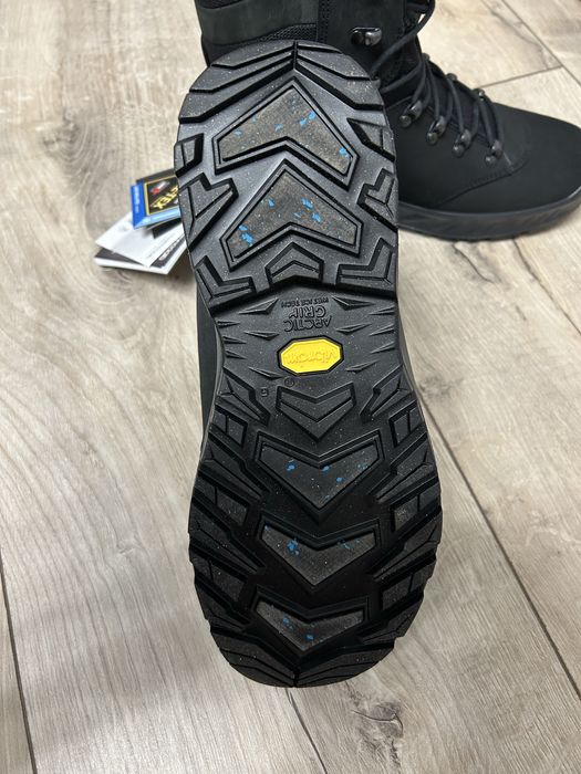 Чоботи, ботинки, берці, трекінгове взуття LOWA NABUCCO EVO GTX