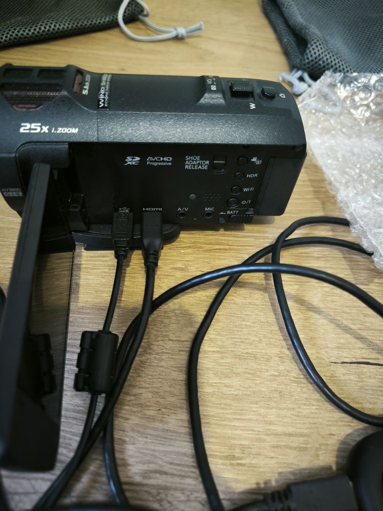 Видеокамера 4К Panasonic vx-980