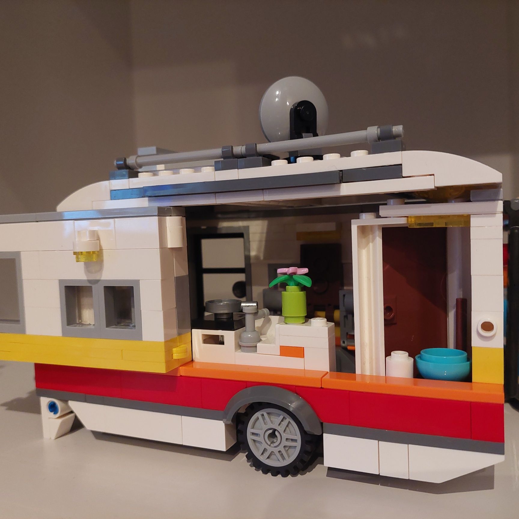 Lego CREATOR 31108