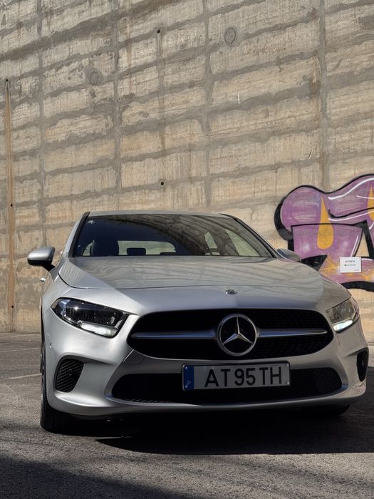 Mercedes A250e como novo