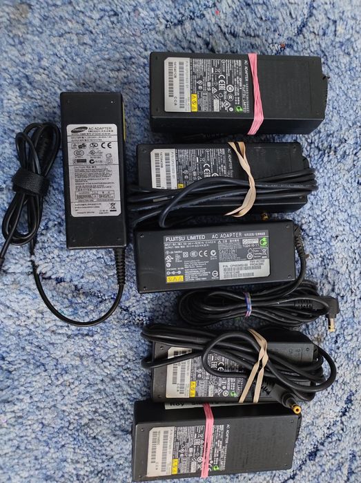 Блок живлення Acer Dell Fujitsu Asus Toshiba Lenovo 19v 4.22A
