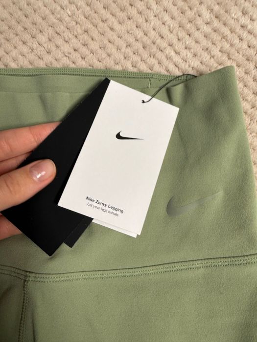 Нові легінси Nike Zenvy Olive розмір XS