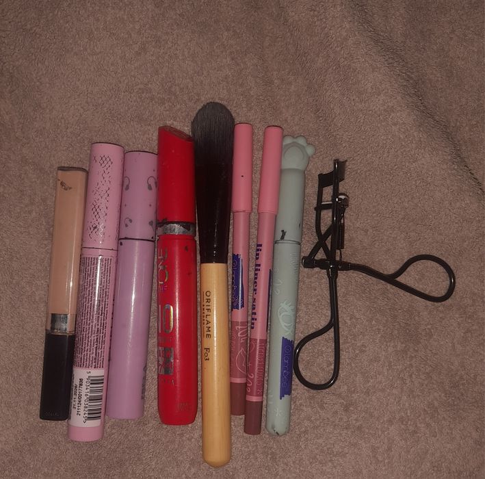 Цена за все , косметика