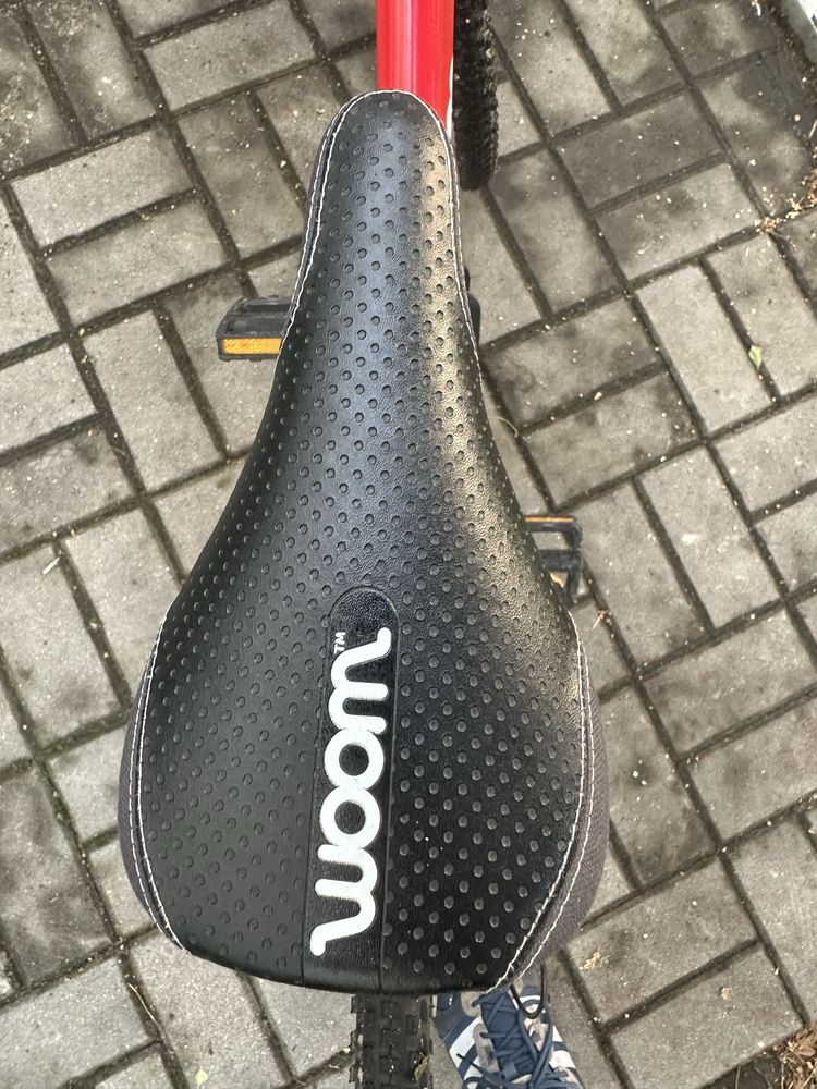Rower dzieciecy Woom 4 czerwony