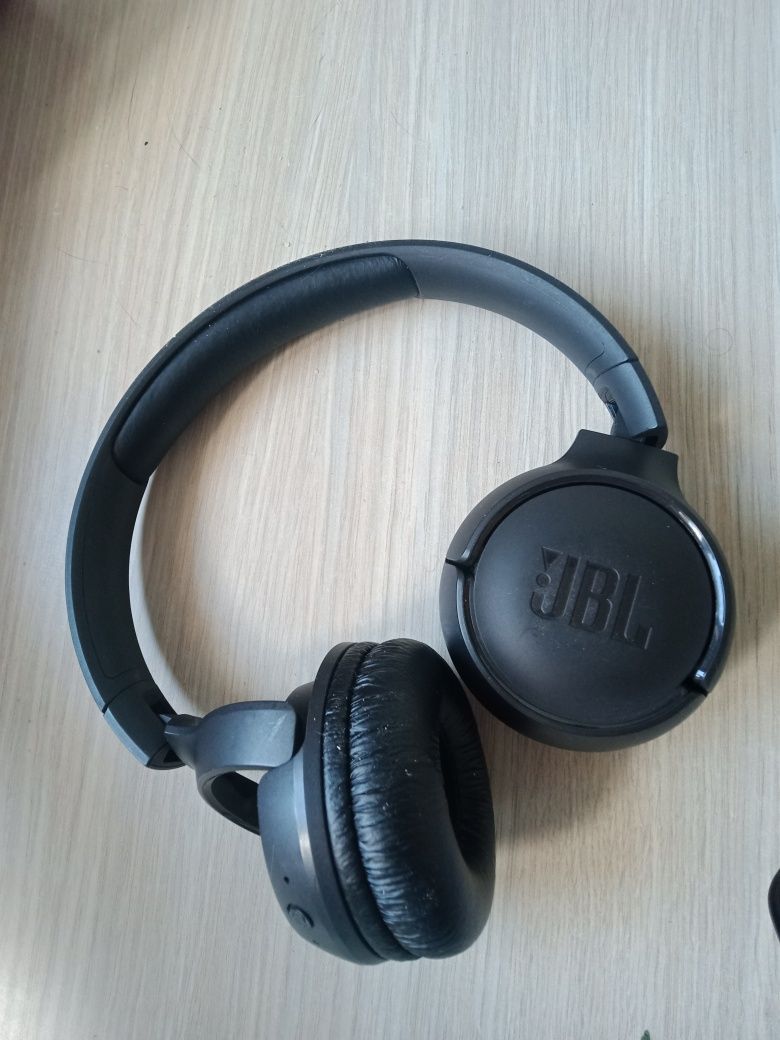 Słuchawki nauszne JBL 520bt