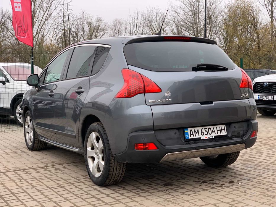 Peugeot 3008 2011
