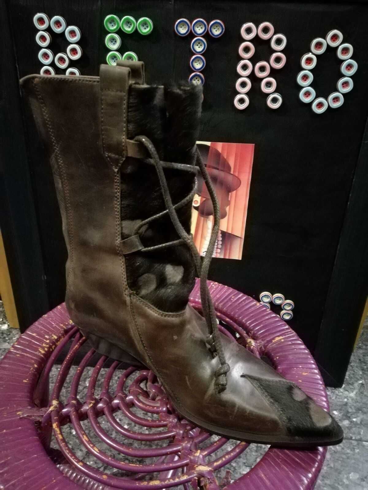 Botas Novas marca Salieri em Pele côr Castanho tamanhos 35, 36 e 39