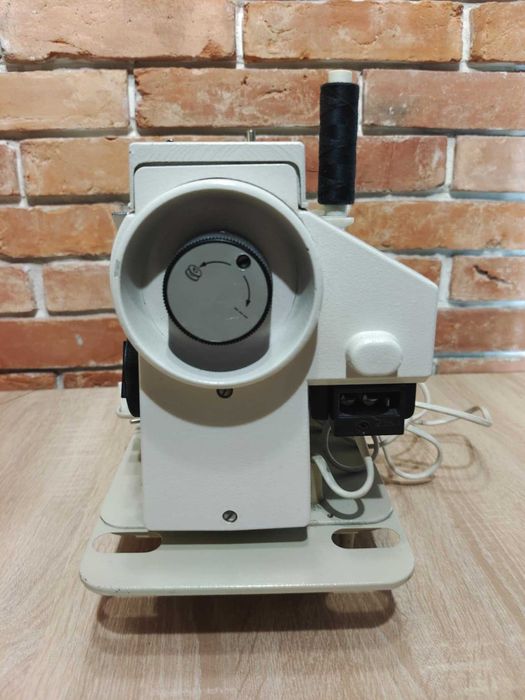 Kultowa maszyna do szycia Łucznik 723