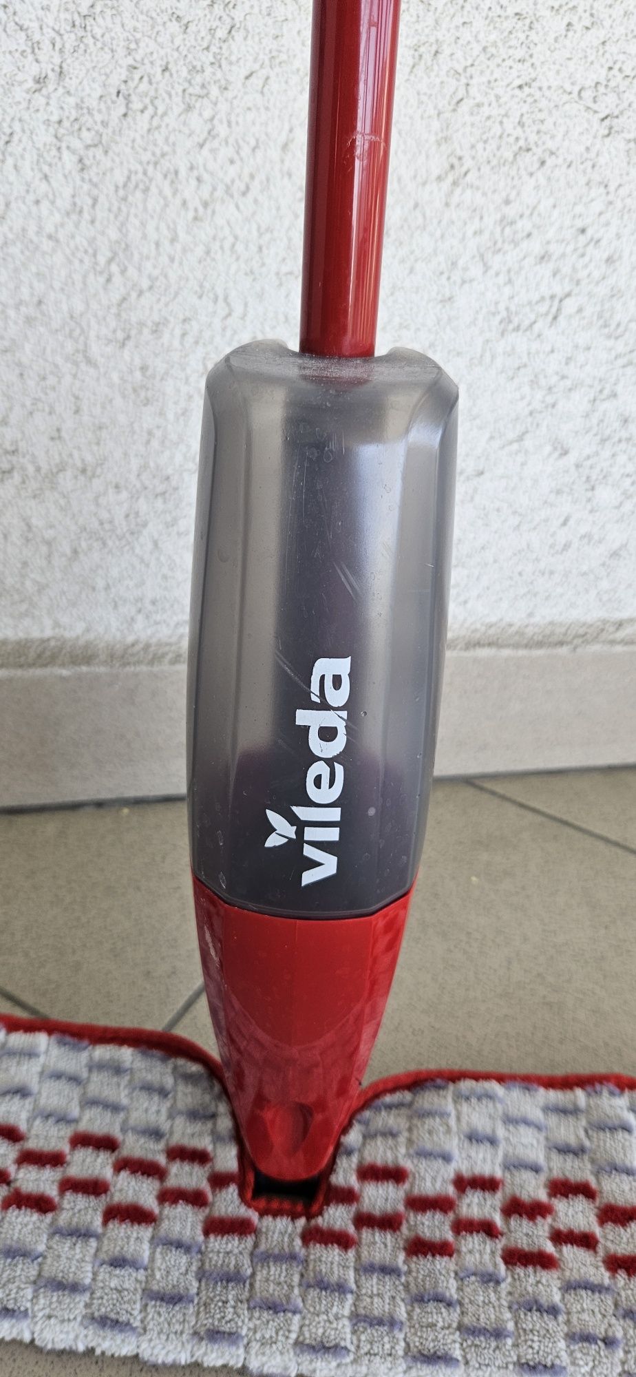 Mop Vileda ze spryskiwaczem