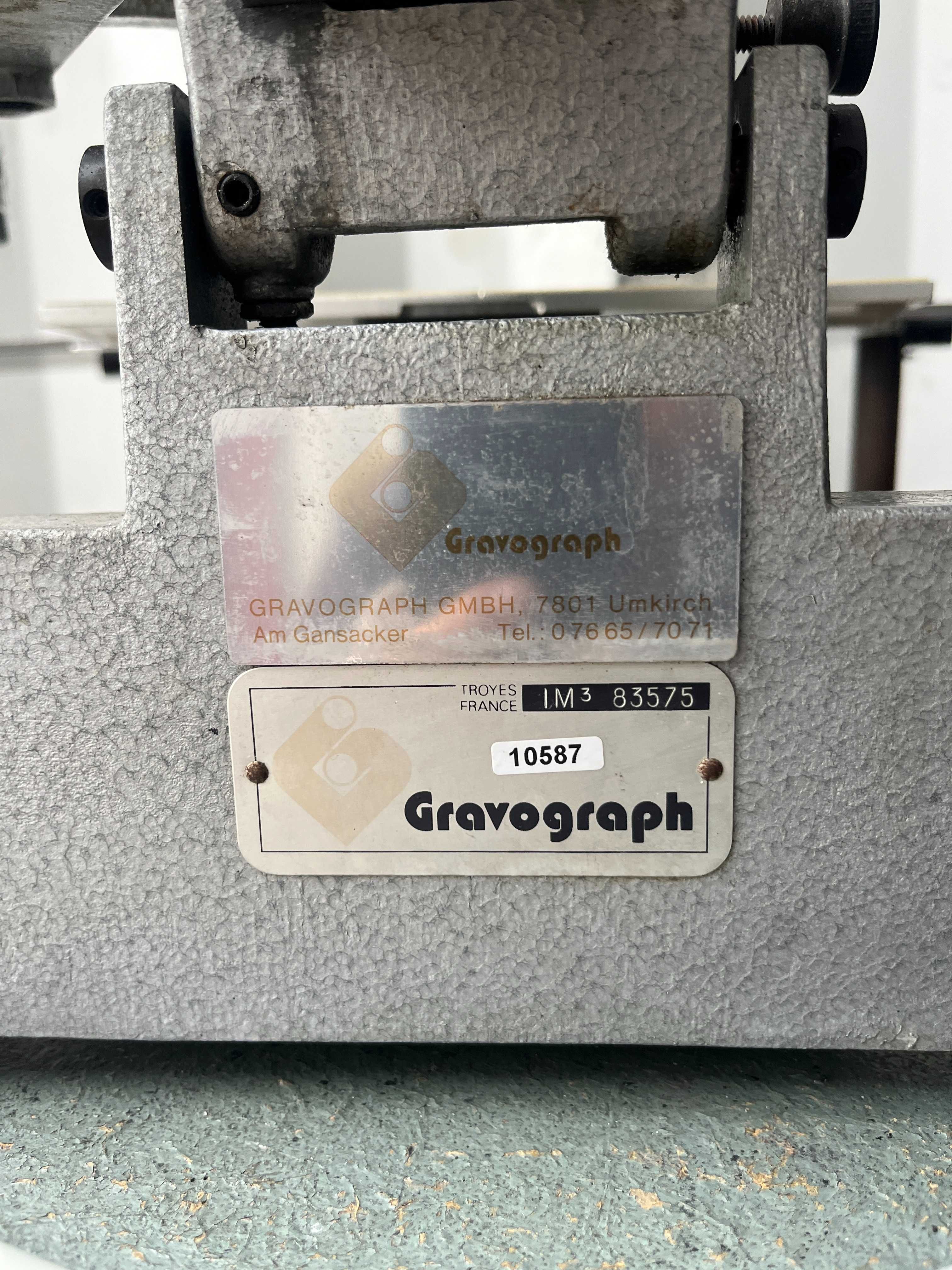 Grawerka Gravograph IM3 do frezarek ręcznych + komplet czcionek