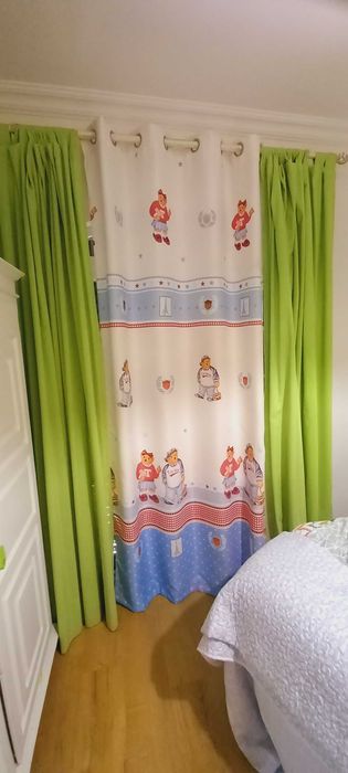 Cortinados de quarto de criança /bebé