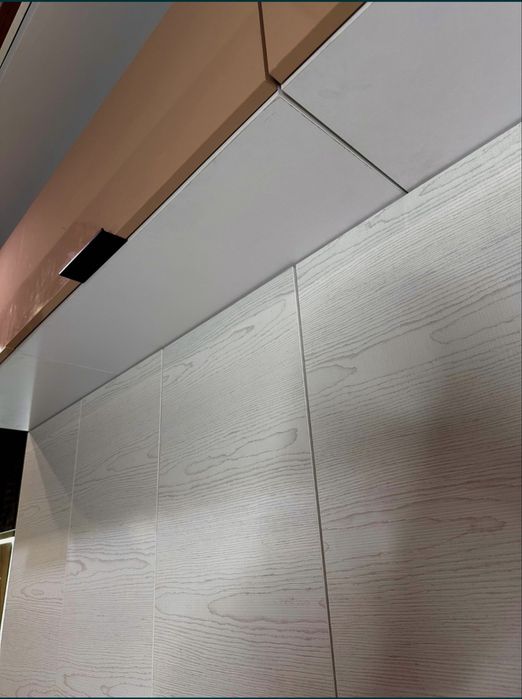 Кухня глянець Діплос макіято + біла