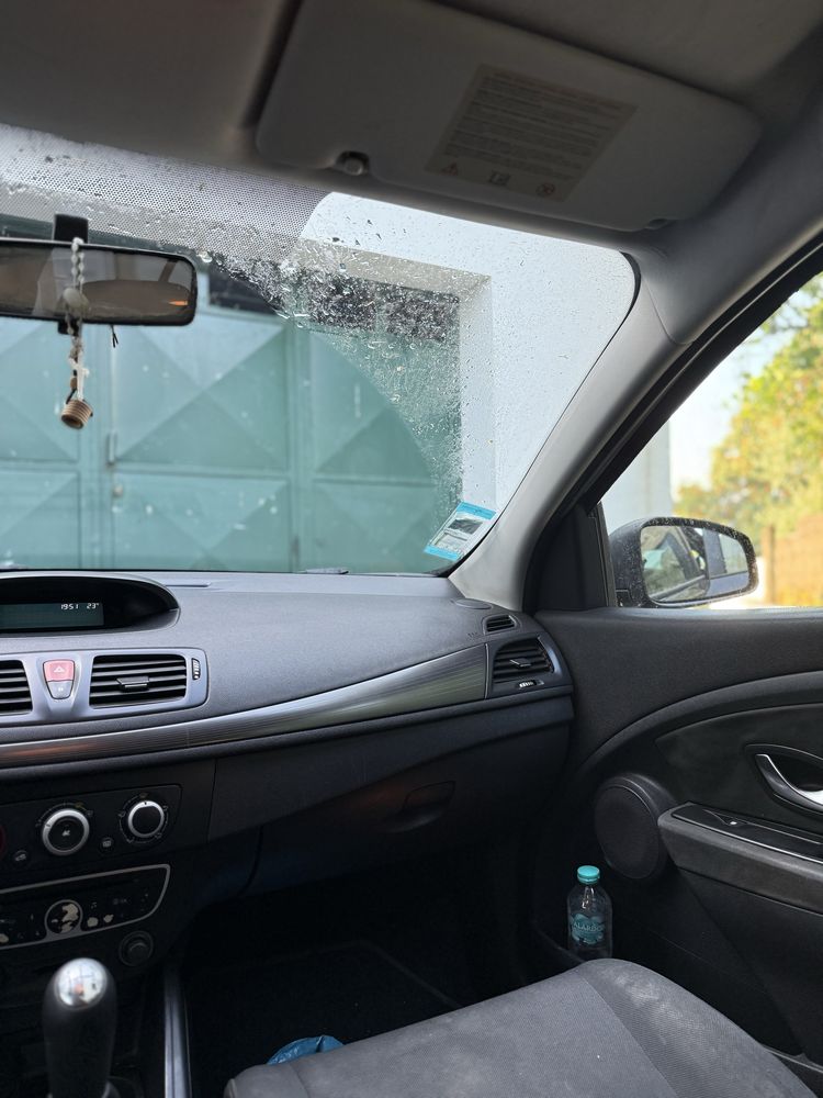 Renault megane preta