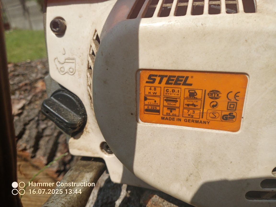Piła spalinowa Stihl ( Podróbka ) bez łańcucha i prowadnicy.