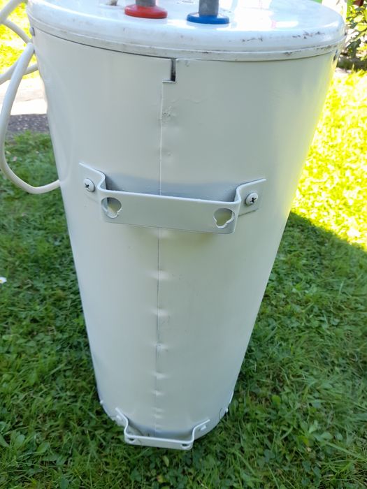 Bolierek elektryczny 1500W 10litrów