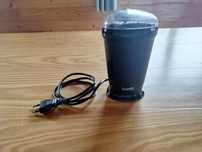 Moinho de café elétrico