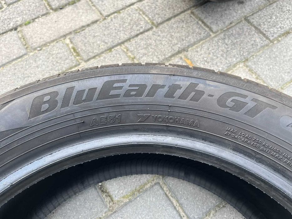 2x Opony letnie Yokohama BluEarth-GT 215/55 R17 2024r 7mm prawie NOWE