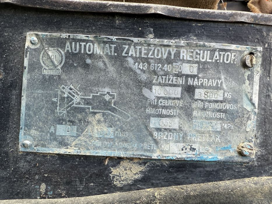 Продається кран LIAZ  (2001р.)