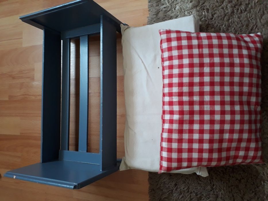 Piękna duża sypialnia dla lalek drewniana z czasów PRL.