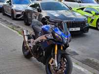 Aprilia Tuono V4 1100 rr RSV4 Akrapovic Tuono v4 APRC
