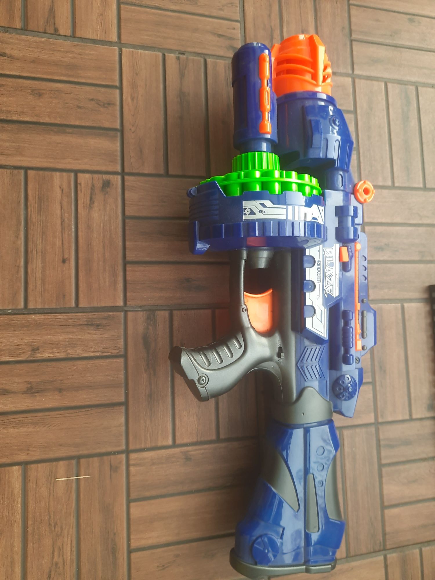 Pistolet na strzałki nerf