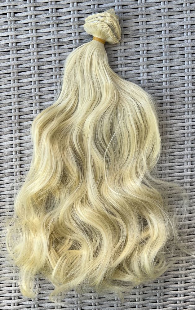 Premium Ultra włosy doczepiane, jasny blond, loki, clip in