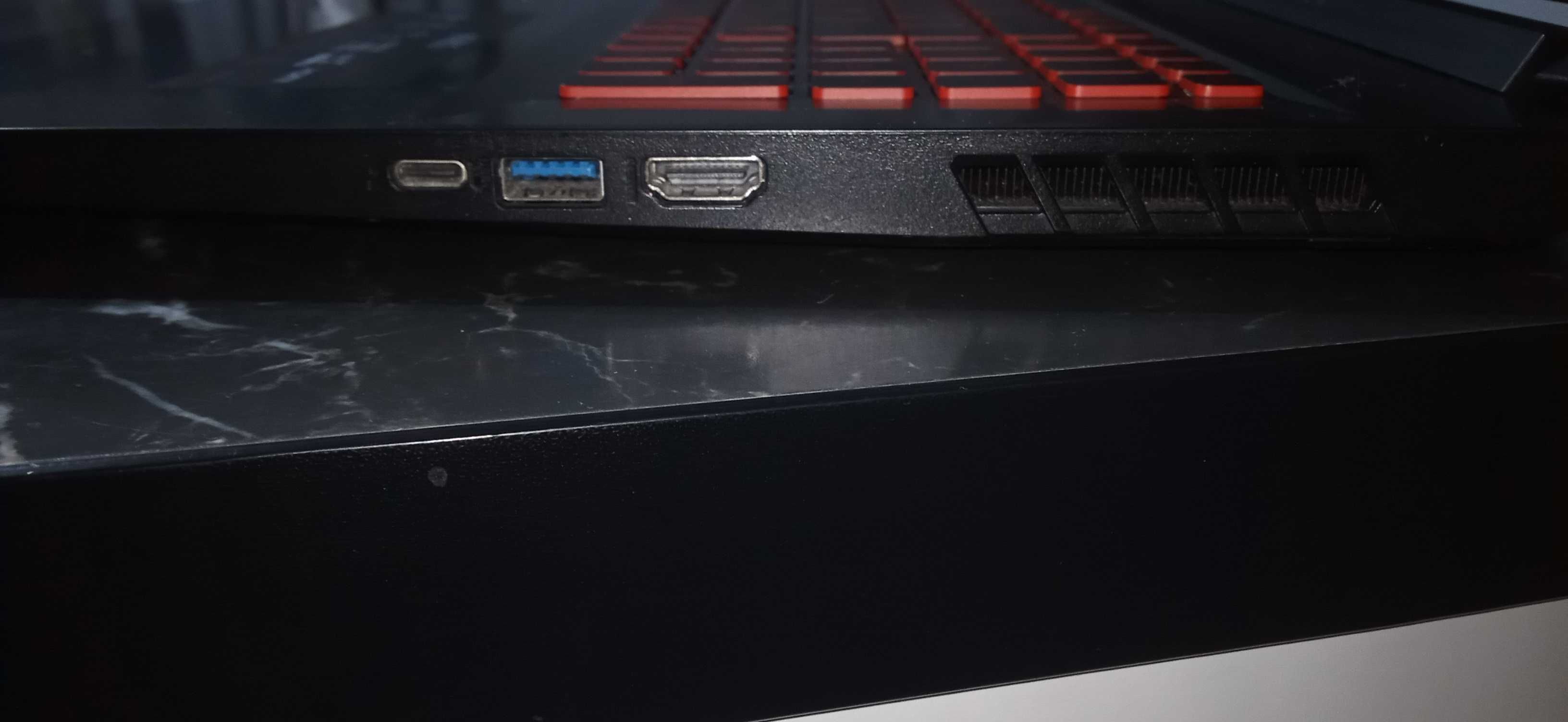 Laptop Gamingowy Acer Nitro 5  17,3 "  144 Hz  1 TB