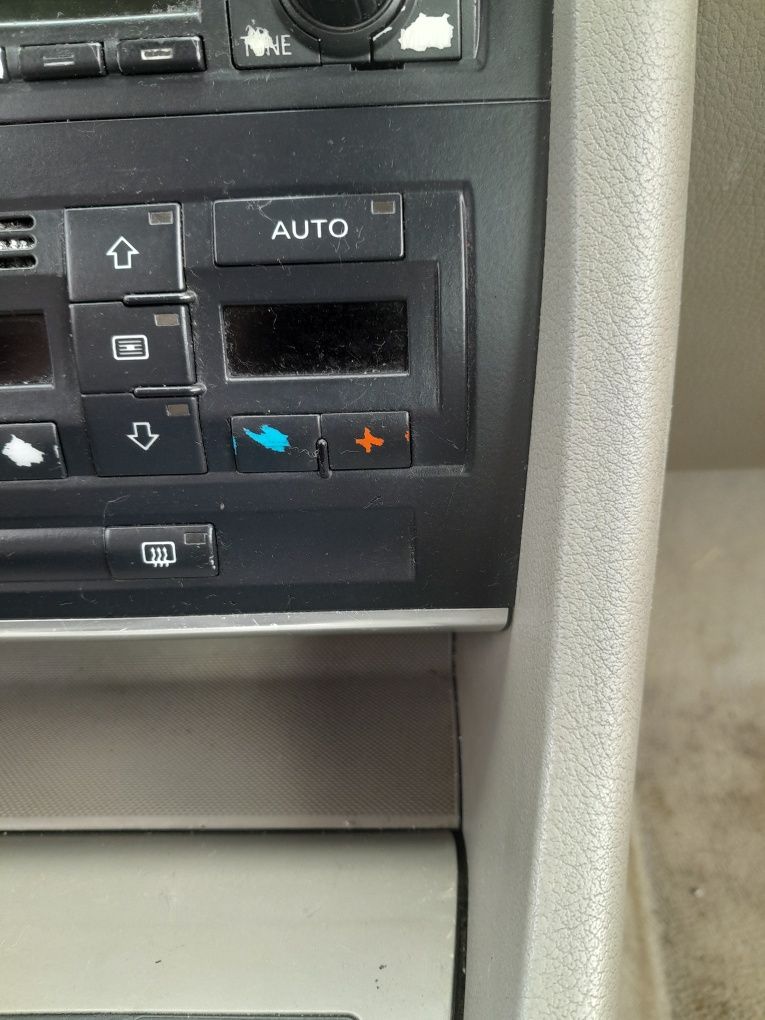 Panel klimatyzacji Audi a4 b7