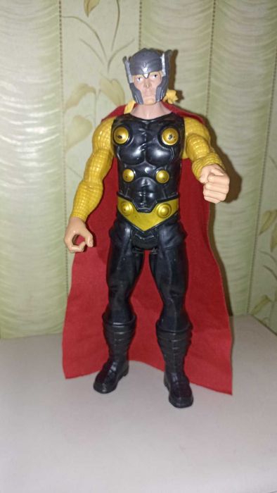 Фигурка Hasbro 2013 Marvel Avengers Titan Hero Series Thor 30 см