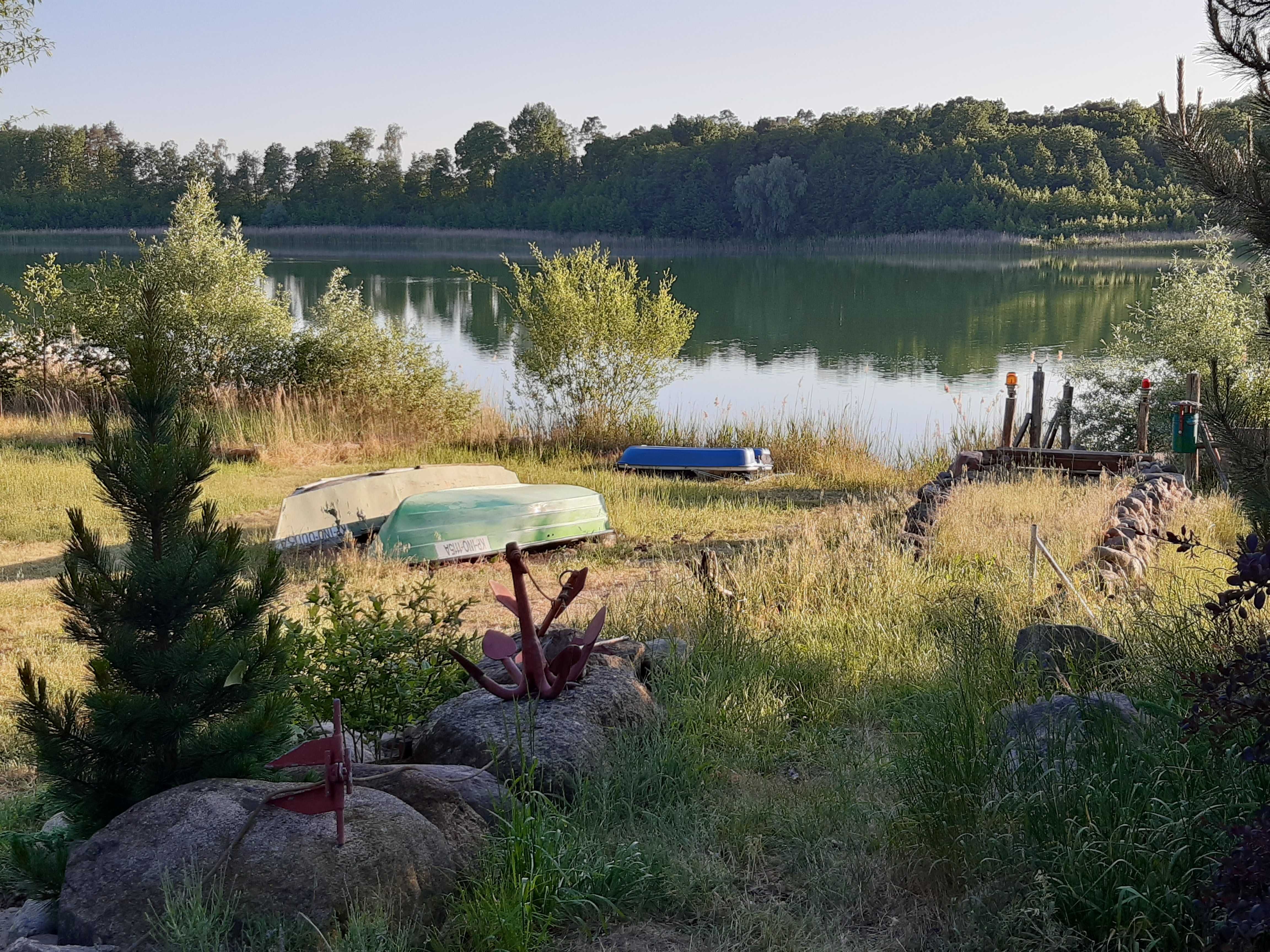 Domki nad jeziorem k/Przyjezierza