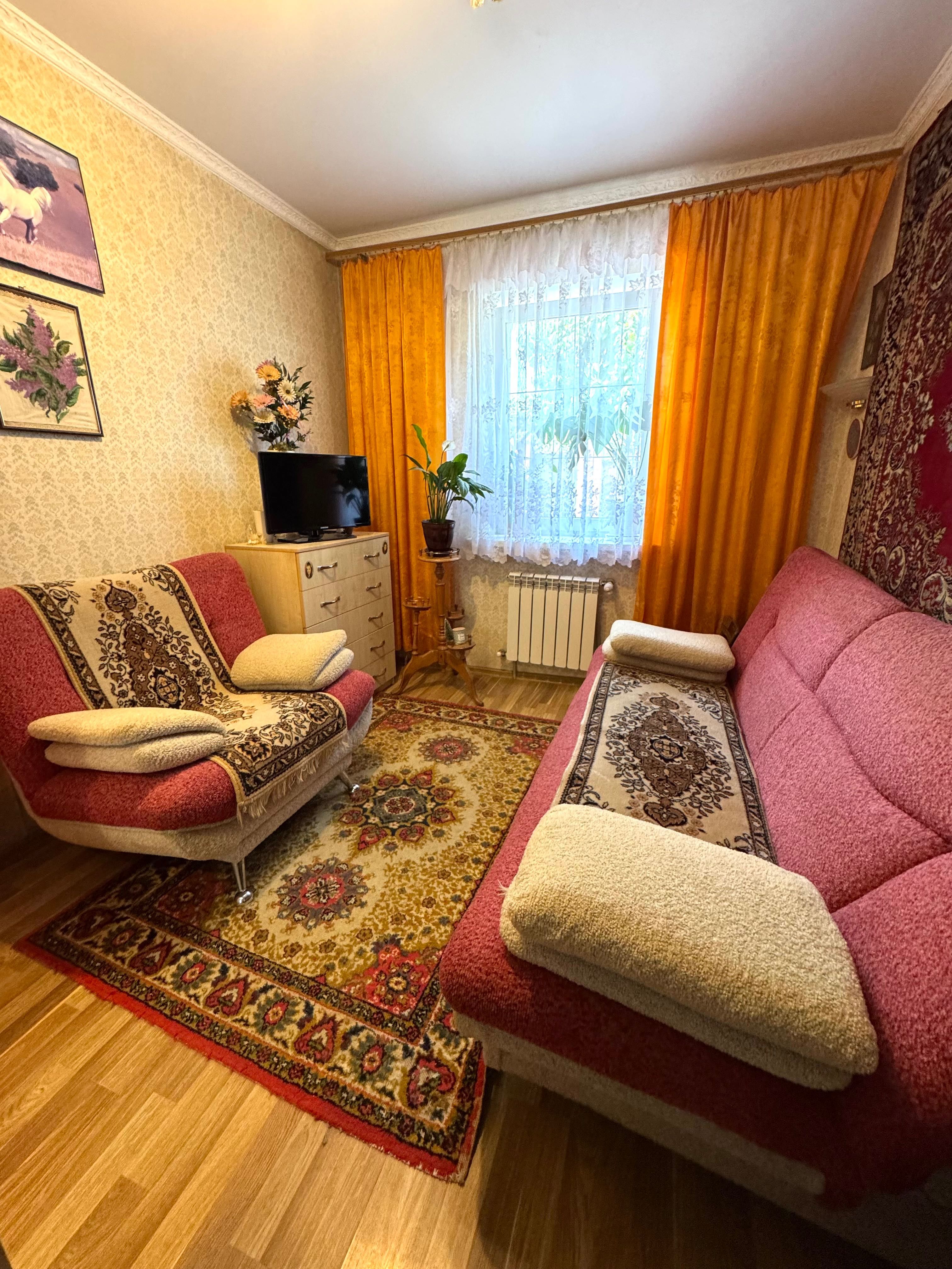 Продам будинок на початку Роменськой, є - відновлення приймаємо
