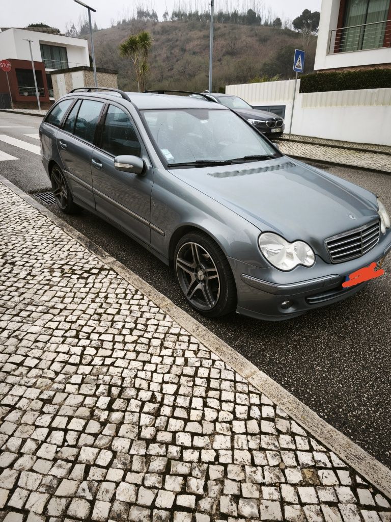 Mercedes Benz C220