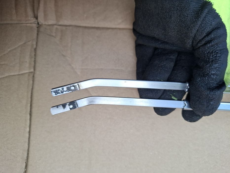 Ramiona wycieraczek chrom chromowe chromowane Fiat 126p Maluch