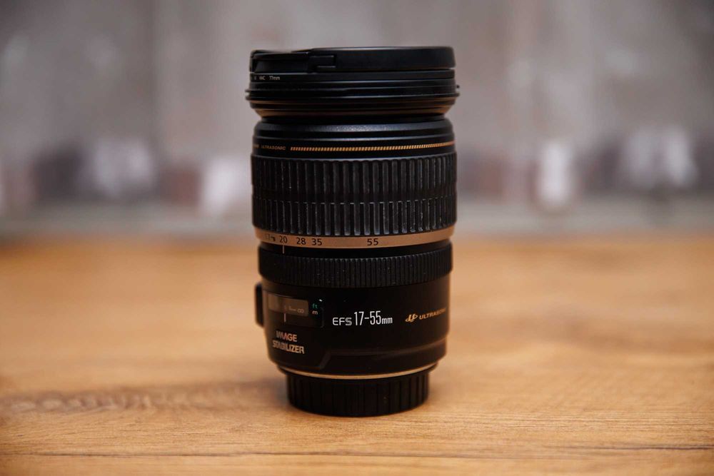 Canon EF-S 17–55mm f/2.8 IS USM