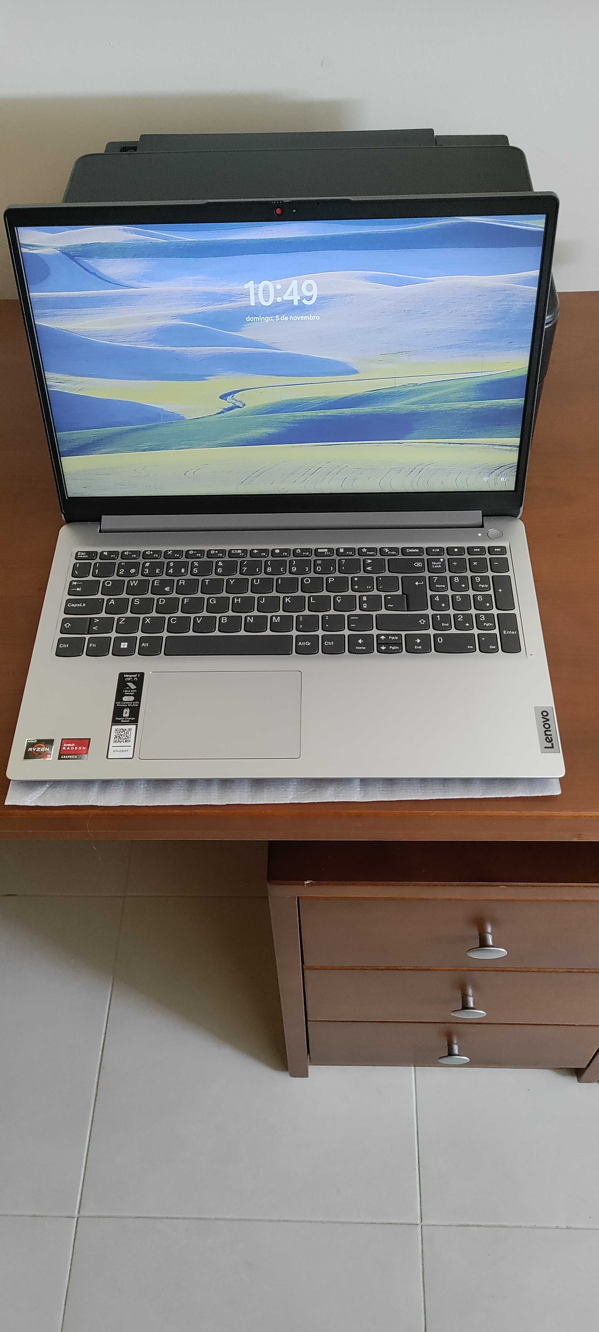 Portátil Lenovo IdeaPad 1