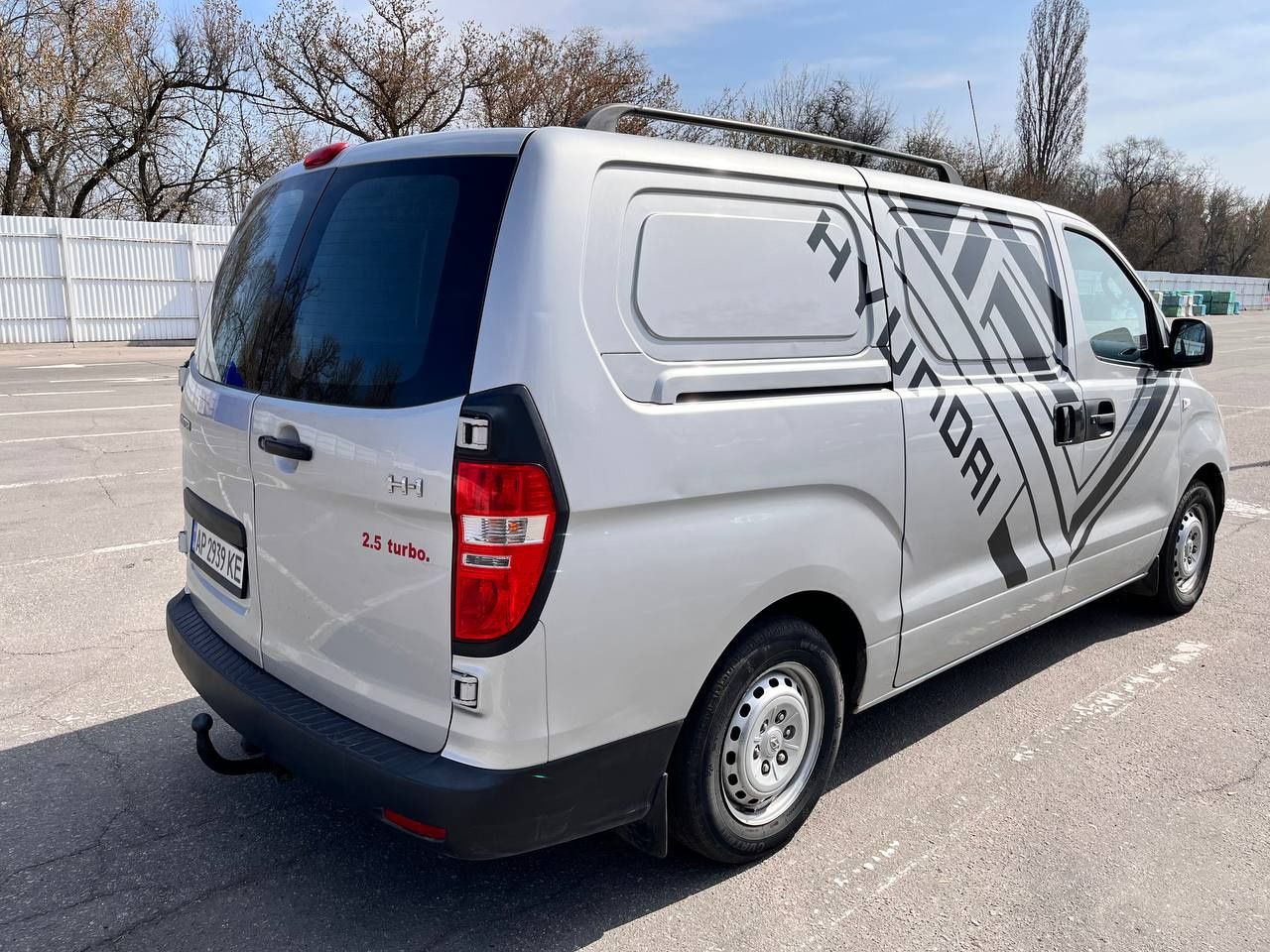 Продам Hyundai H1 Starex 2008 р 2.5 дизель