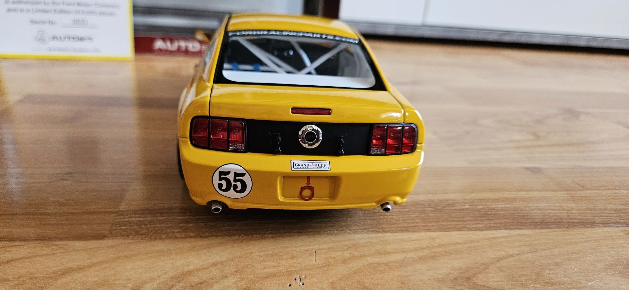 1:18 Autoart Ford Mustang FR 500C