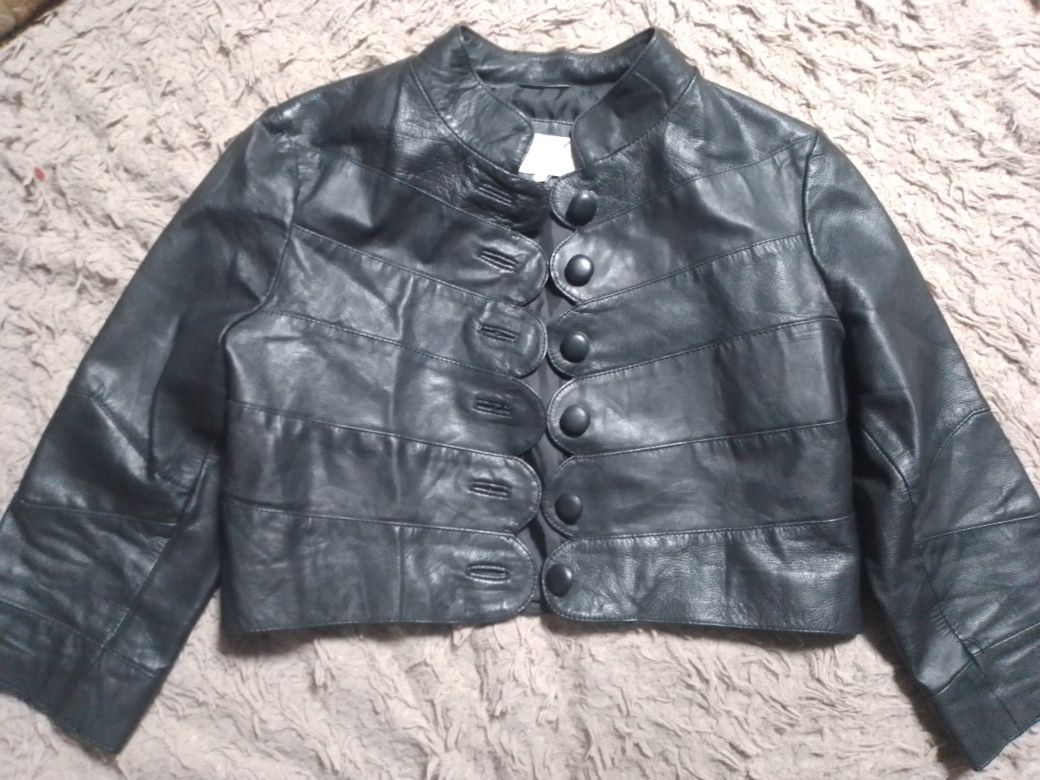 Продам женские кожаные косухи.