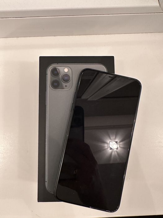 Iphone 11 pro max 256 первый владелец