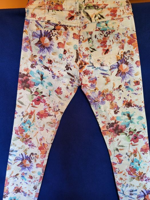 Calças da Zara flores 40