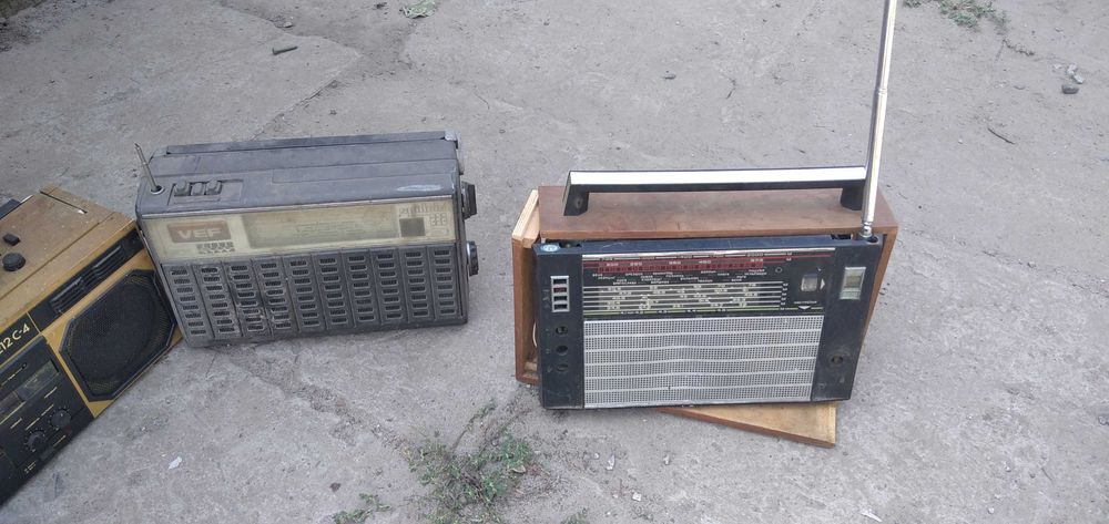 Магнитофон кассетный советский