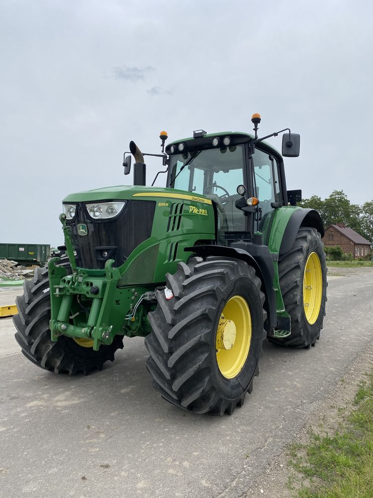 John deere 6195m
