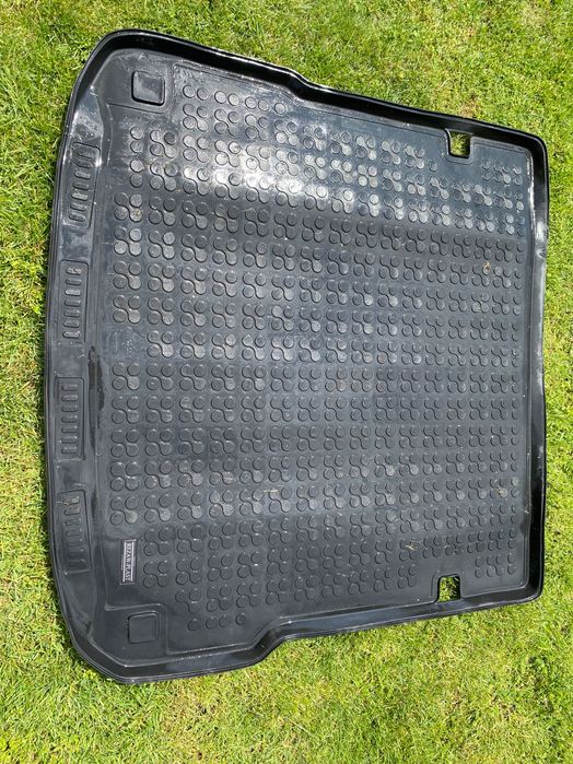 Dywanik do bagażnika Audi Q7